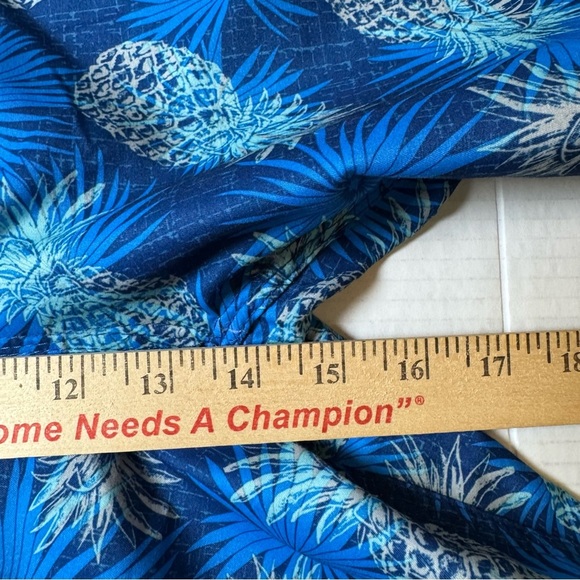 Broken Thread Surf Swim Trunks - Picture 5 of 5